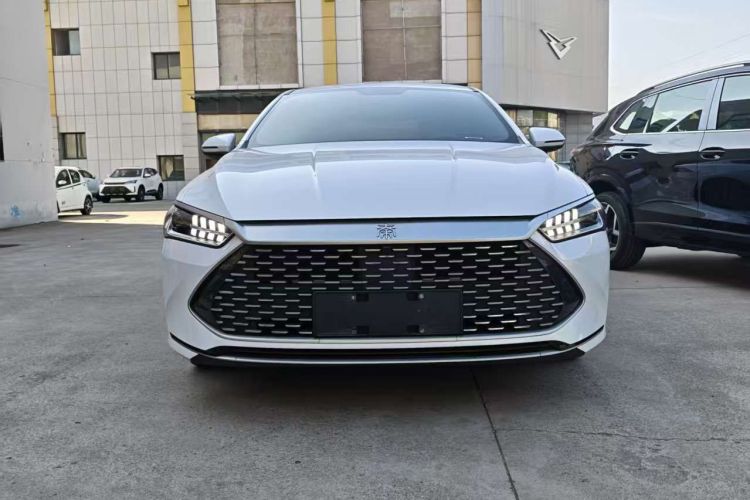 比亚迪 秦PLUS 2021款 DM-i 55KM 旗舰型车身外观6001