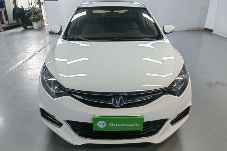 长安 逸动 2016款 XT 1.6L GDI 手动致酷型车身外观6004