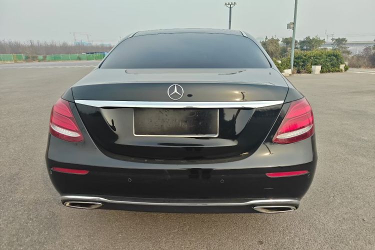 奔驰E级 2016款 E 200 L车身外观6006