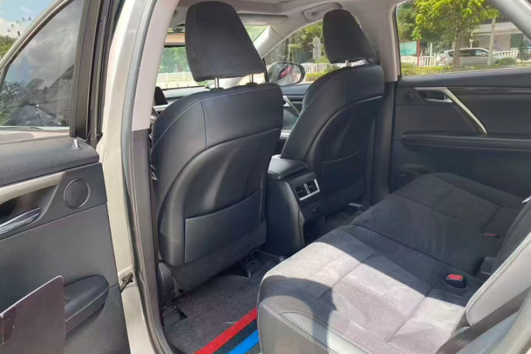 雷克萨斯RX 2016款 300 两驱精英版 国V中控内饰7004