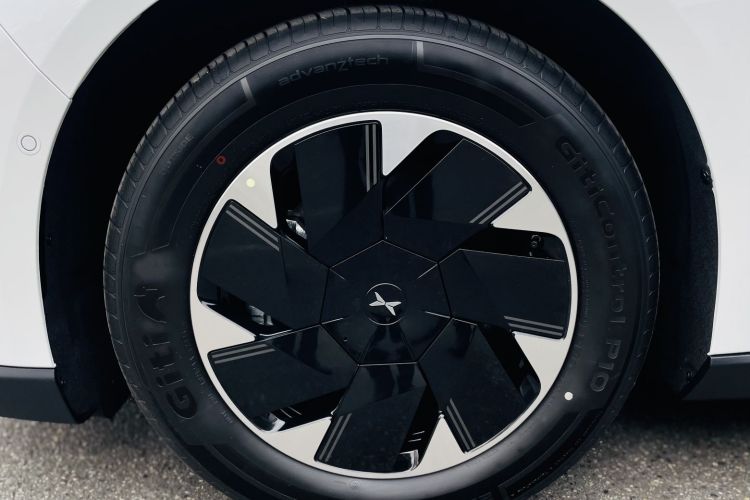 小鹏P7+ 2024款 长续航 Max车身外观6008