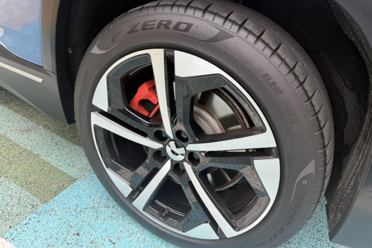 蔚来ES7 2022款 100kWh 首发版车身外观6006