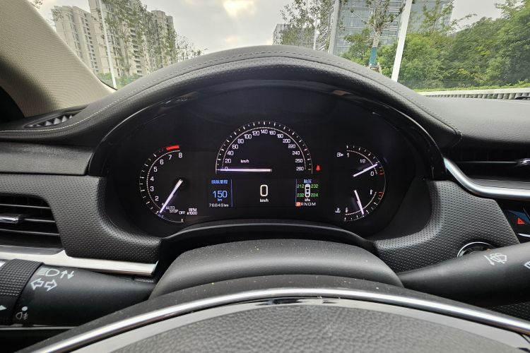 凯迪拉克XTS 2018款 28T 技术型中控内饰15