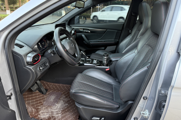 海马8S 2019款 1.6TGDI 自动炫版中控内饰7004