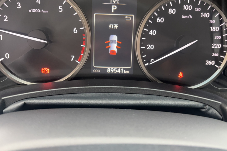 雷克萨斯NX 2015款 200 前驱 锋行版中控内饰15