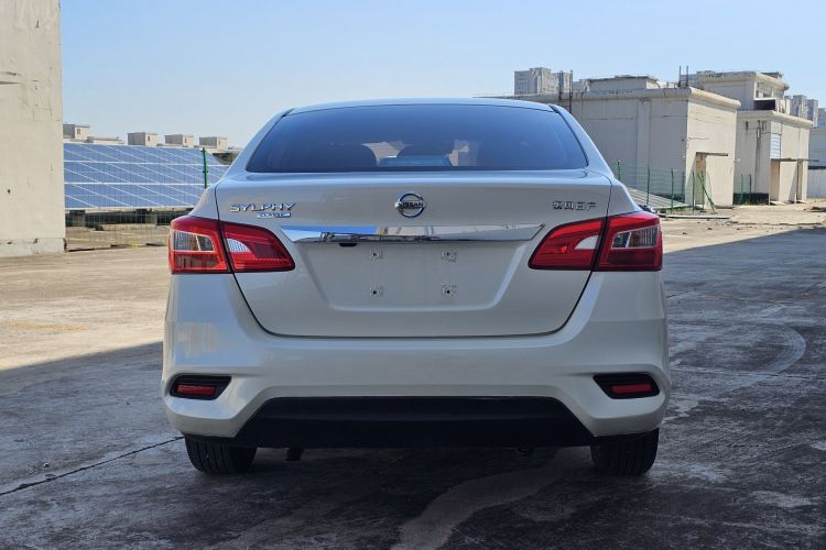 日产 轩逸 2021款 经典 1.6XL CVT豪华版车身外观6004