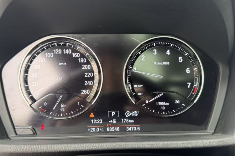 宝马X1 2018款 sDrive18Li 时尚型中控内饰15