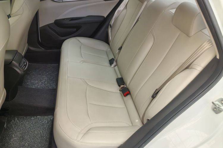 别克 英朗 2021款 典范 1.5L 自动精英型车身外观6008