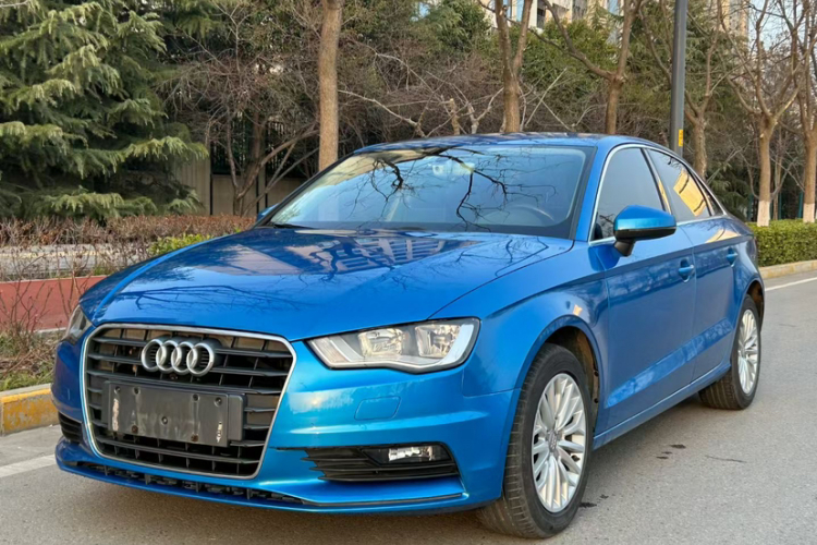 奥迪A3 2016款 Limousine 35 TFSI 进取型车身外观1