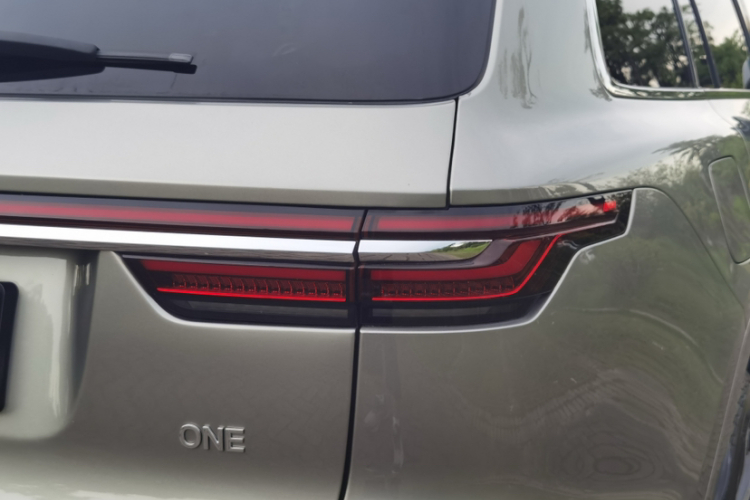 理想汽车 理想ONE 2020款 增程6座版车身外观6005