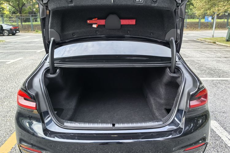 宝马5系(进口) 2020款 540i 风尚版 M运动套装中控内饰7004