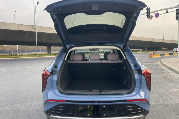 红旗天工06 2025款 660 四驱 智选版局部细节23