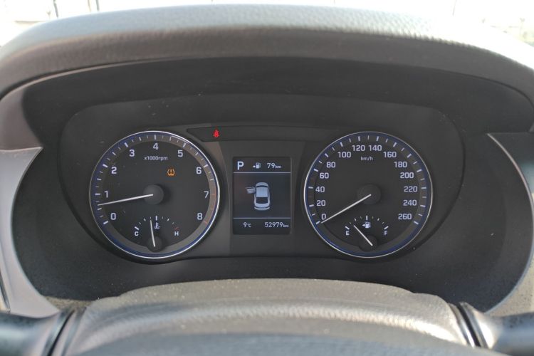 现代 名图 2017款 1.6T 自动智能型GLS 国V中控内饰15