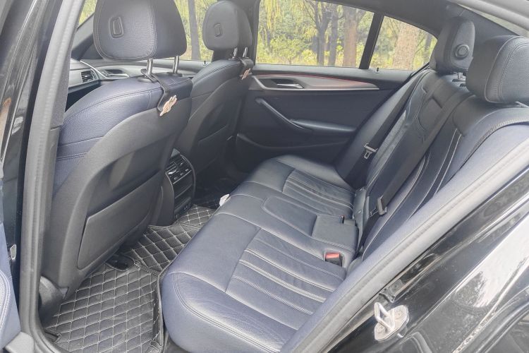 宝马5系(进口) 2020款 525i M运动套装车身外观6009