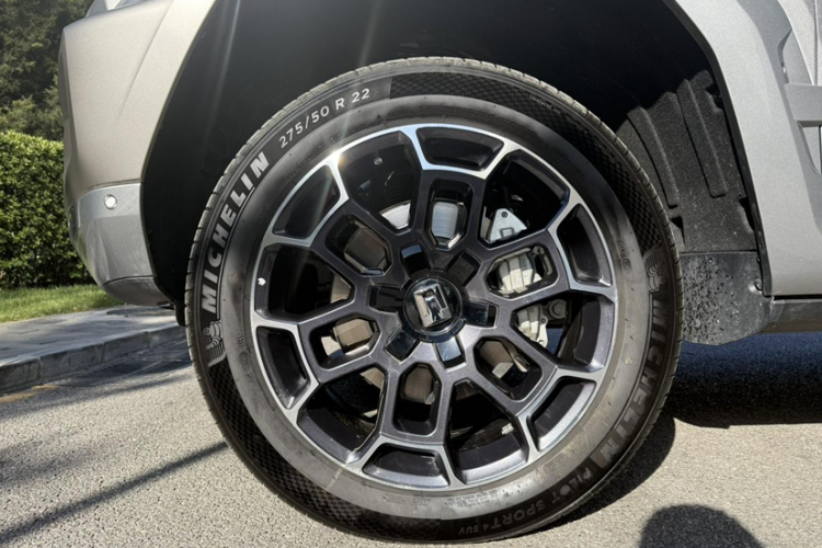 坦克700新能源 2024款 Hi4-T 极境版车身外观6005