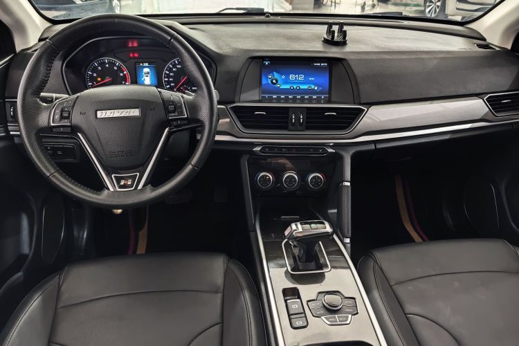 哈弗H6 2018款 红标 运动版 1.5T 自动两驱精英型中控内饰7001