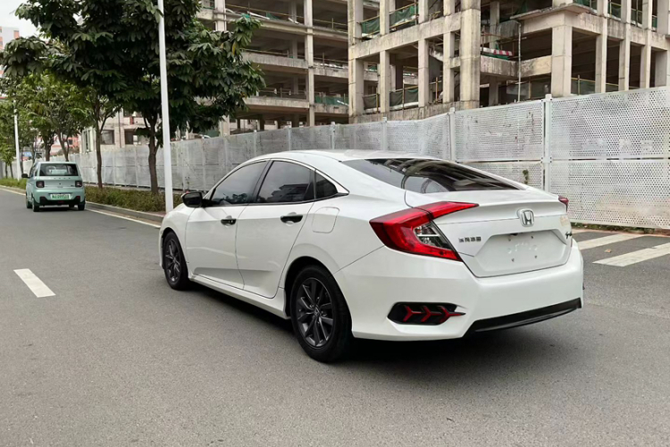 本田 思域 2019款 180TURBO CVT尚动版 国VI车身外观6002