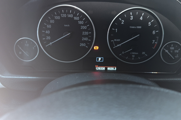 宝马3系 2016款 320Li 时尚型中控内饰15