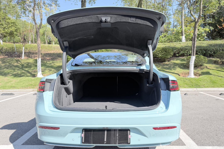 鸿蒙智行 智界S7 2024款 Pro 后驱长航版局部细节23