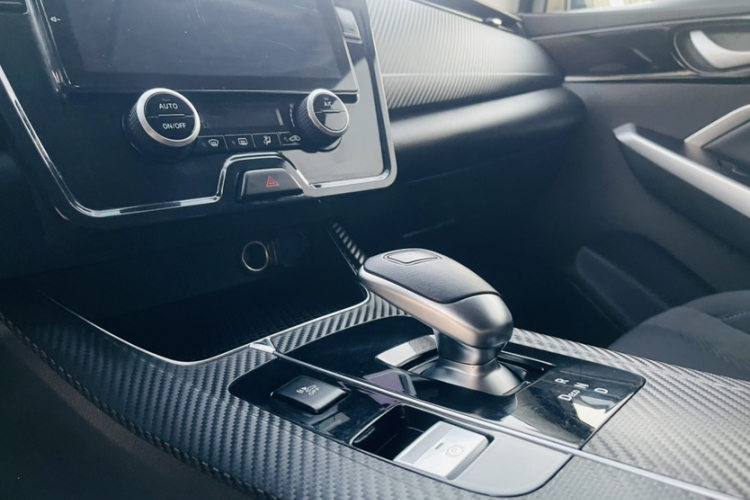 启辰D60EV 2023款 PLUS 舒适版SI型中控内饰7004