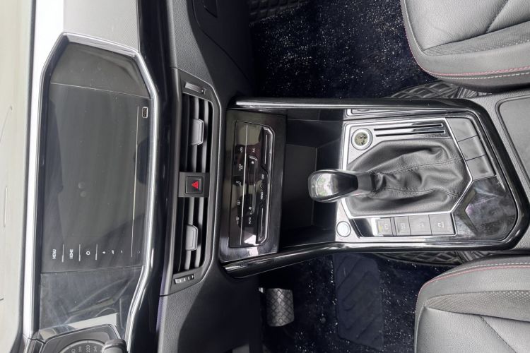 大众 探岳 2020款 330TSI 两驱豪华智联版中控内饰7004