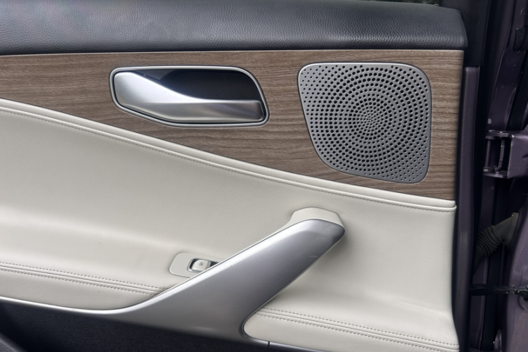 腾势X 2020款 纯电旗舰版中控内饰7009