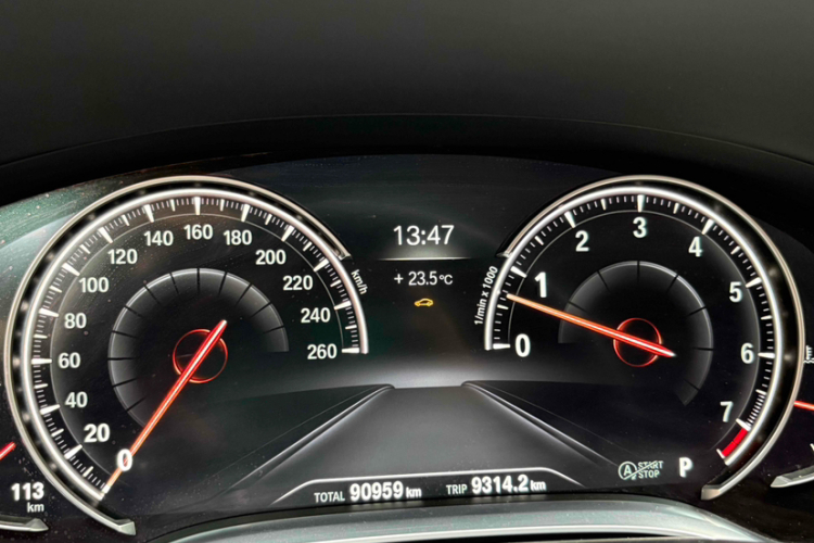 宝马7系 2016款 740Li 领先型中控内饰15