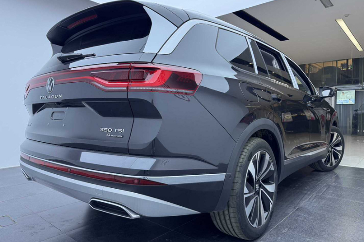 大众 揽境 2025款 380TSI 四驱豪华佳境Pro  众享款 6座车身外观6005