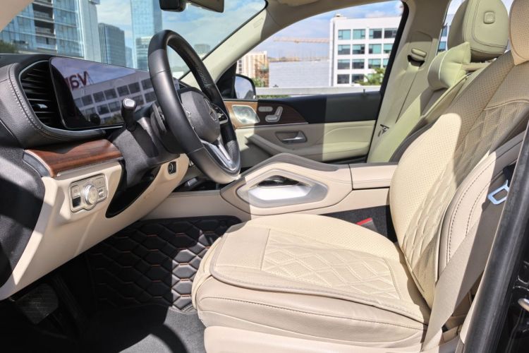 奔驰GLE新能源 2022款 改款 GLE 350 e 4MATIC中控内饰7004