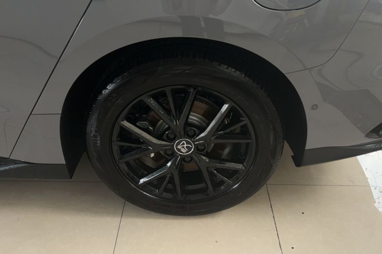 比亚迪 汉 2025款 DM-i 智驾版 125KM精英型车身外观6007