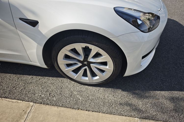 特斯拉 Model 3 2021款 改款 标准续航后驱升级版 3D1车身外观6003