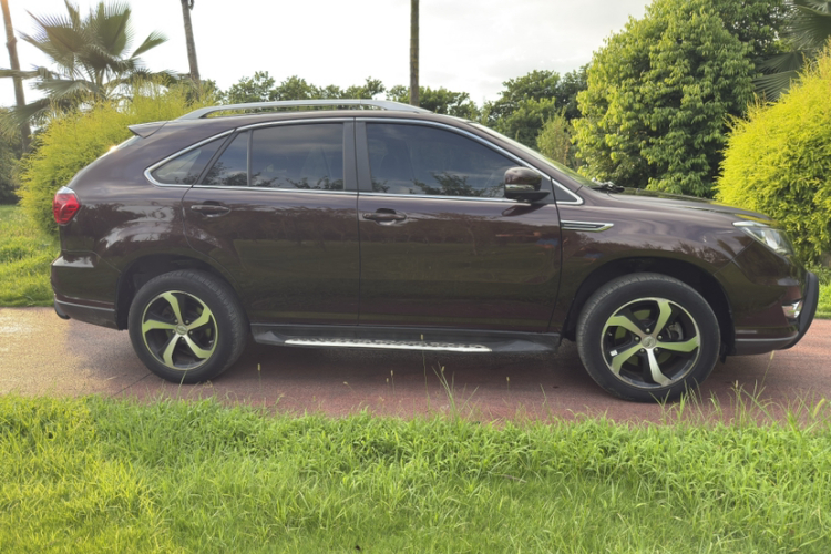 比亚迪S7 2016款 2.0T 自动尊贵型Plus车身外观6010