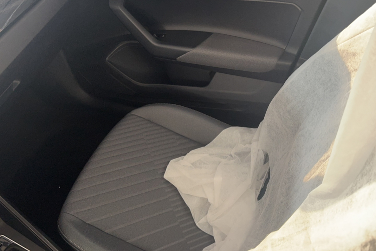 大众 朗逸 2025款 新锐 1.5L 出众新逸版中控内饰7005