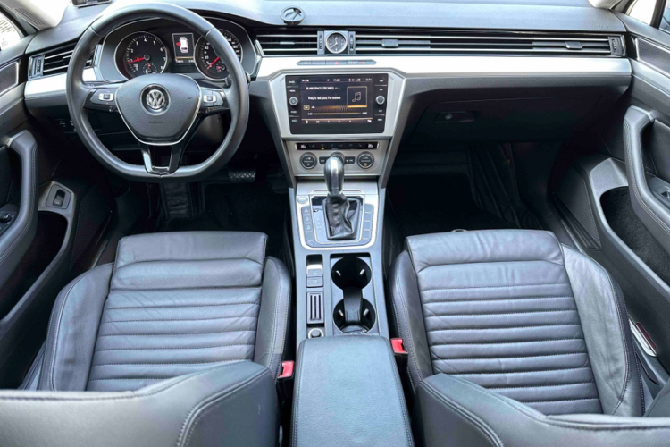 大众 蔚揽 2018款 380TSI 两驱舒行版中控内饰7005