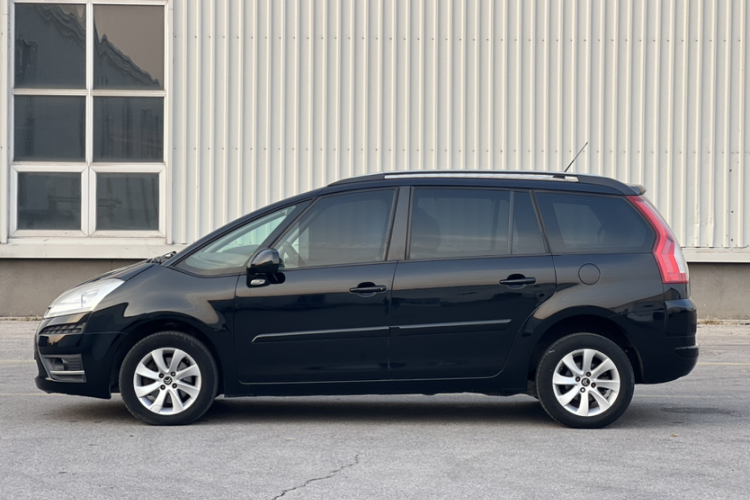 雪铁龙 C4 PICASSO 2009款 Grand 2.0L 舒适型车身外观6007