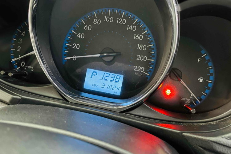 丰田 威驰 2017款 1.5L CVT创行版中控内饰15