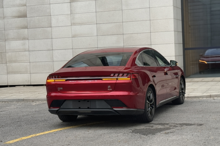 比亚迪 汉 2020款 EV 四驱高性能版旗舰型车身外观6009