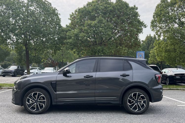 领克01 EM-P 2023款 1.5TD EM-P PM车身外观6004