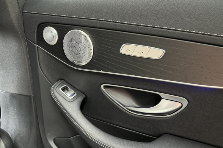 奔驰C级 2021款 C 260 L 运动星耀臻藏版中控内饰7001