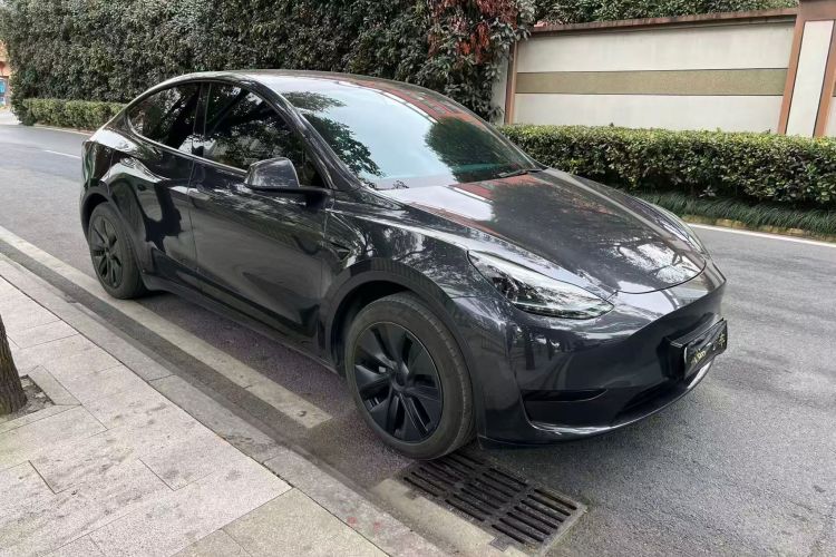 特斯拉 Model Y 2024款 后轮驱动版车身外观6009