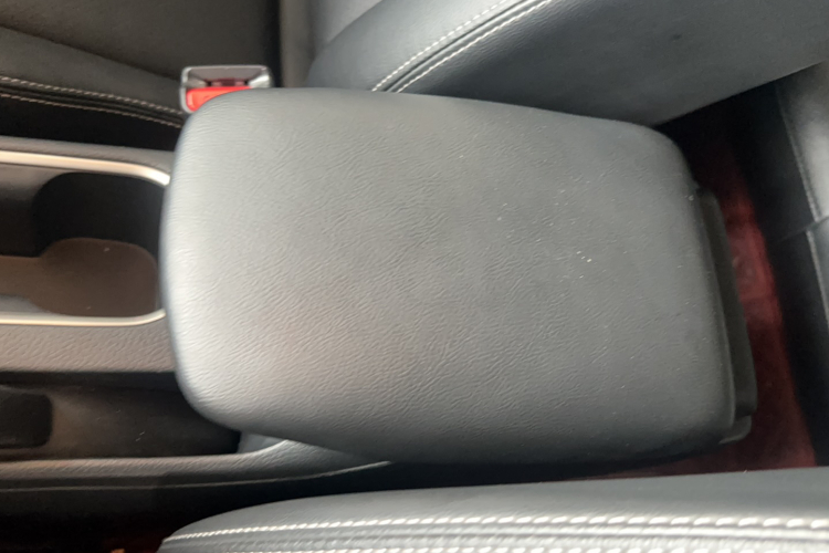 日产 骐达TIIDA 2021款 1.6L CVT智行版中控内饰7009