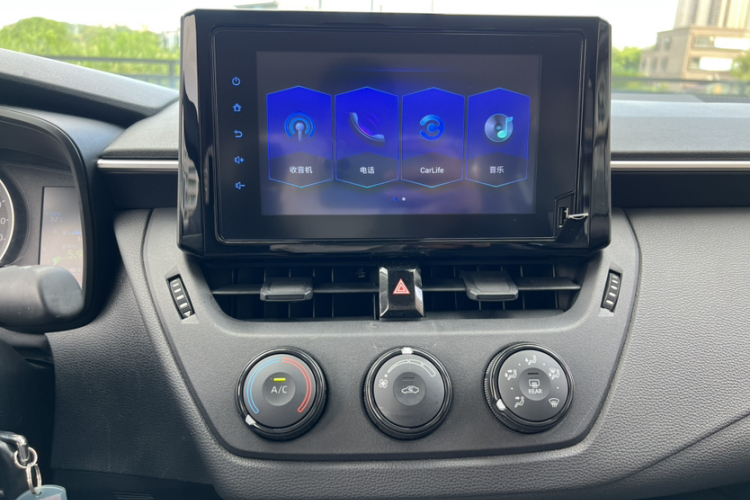 丰田 卡罗拉 2021款 TNGA 1.5L CVT先锋版局部细节16