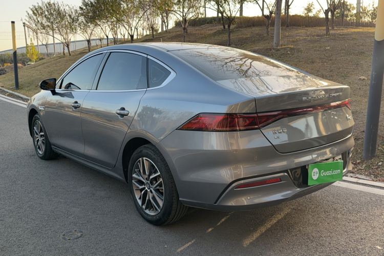 比亚迪 秦PLUS 2023款 冠军版 EV 420KM超越型车身外观6006