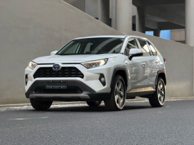 丰田 RAV4荣放 2022款 双擎 2.5L E-CVT两驱精英版