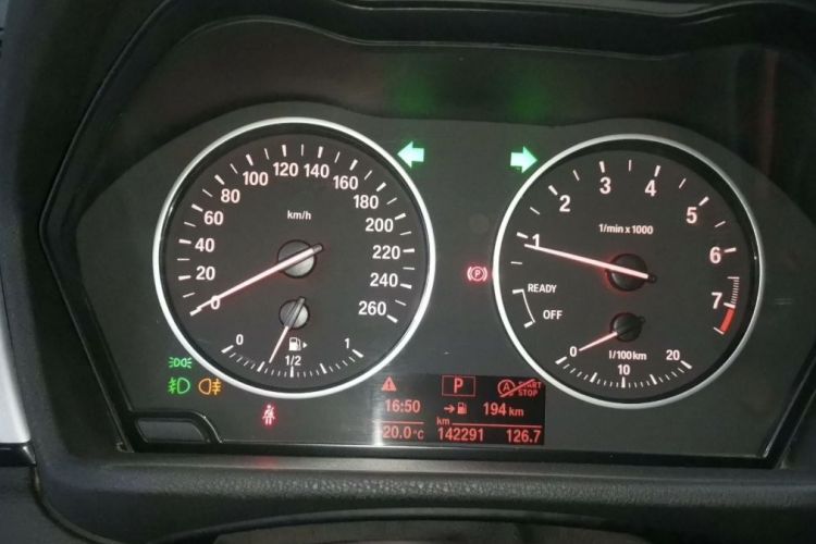 宝马X1 2018款 sDrive18Li 时尚型中控内饰15