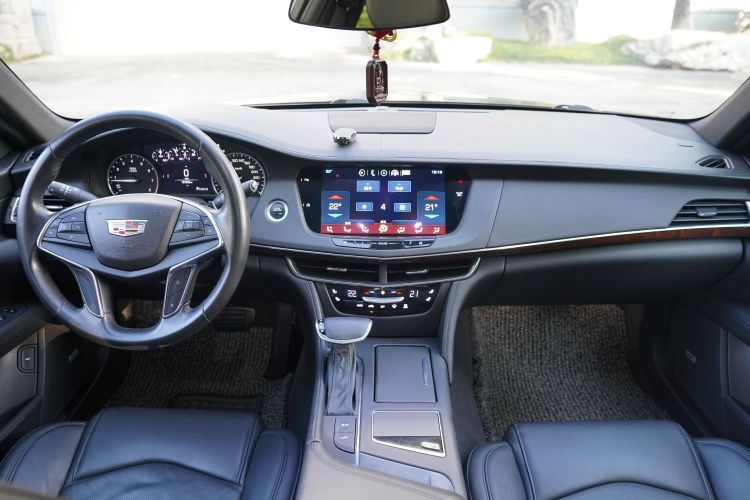 凯迪拉克CT6 2017款 28T 精英型中控内饰7011