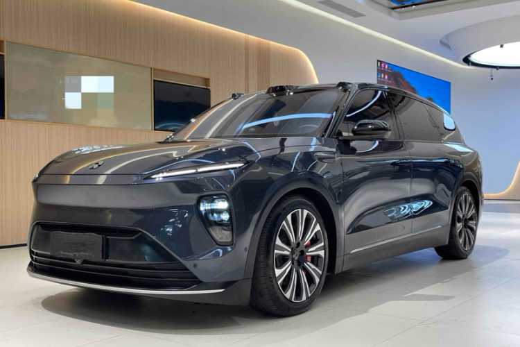 蔚来ES8 2024款 75kWh车身外观1