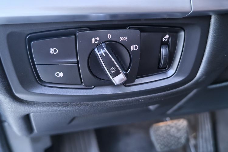 宝马X5（平行进口）中控内饰7009