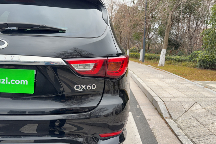 英菲尼迪QX60(进口) 2016款 2.5 S/C Hybrid 两驱卓越版 国V局部细节9002