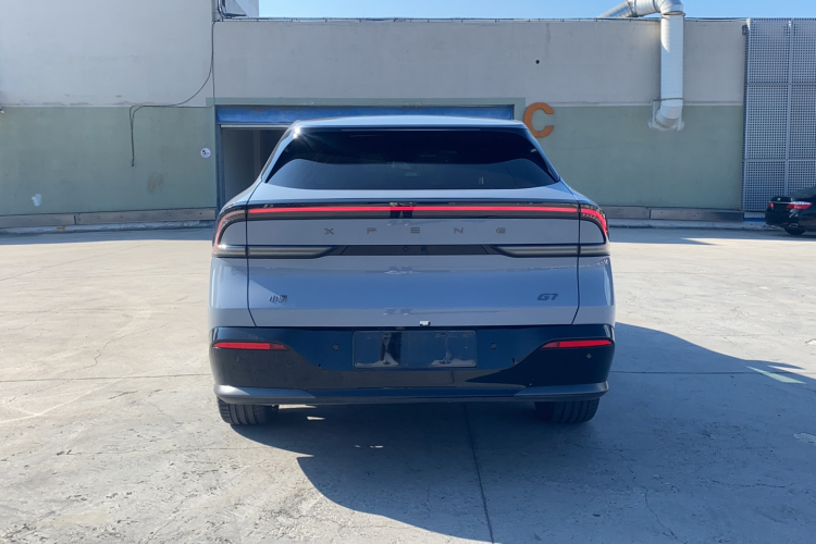 小鹏G7 2025款 702 超长续航 Ultra车身外观6005